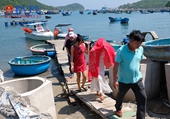 Hàng loạt sai phạm trong hoạt dộng du lịch- dịch vụ tại vịnh Vĩnh Hy, Ninh Thuận