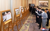 Triều Tiên khai mạc triển lãm ảnh đặc biệt kỷ niệm 65 năm ngày Chủ tịch Kim Nhật Thành thăm Việt Nam