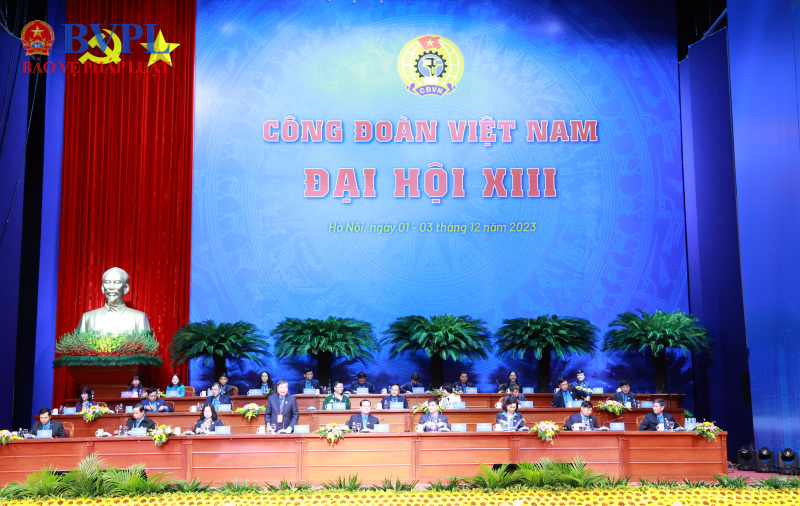 Hơn 1 100 đại biểu dự Đại hội 13 Công đoàn Việt Nam