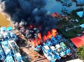 Hé lộ nguyên nhân hỏa hoạn thiêu rụi 11 tàu cá trị giá hơn 40 tỉ đồng tại Bình Thuận