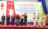 Công ty CP đầu tư xây dựng và khai thác khoáng sản Thăng Long đón nhận Huân chương Lao động hạng Ba