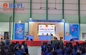 VKSND huyện Tuy Phước tuyên truyền an toàn giao thông cho học sinh