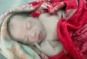 Phát hiện một bé trai sơ sinh bị bỏ rơi bên đường ở Bình Chánh