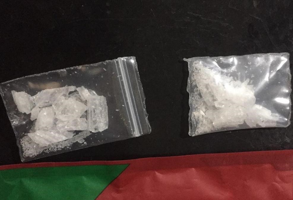 Bắt con nghiện đi buôn ma tuý