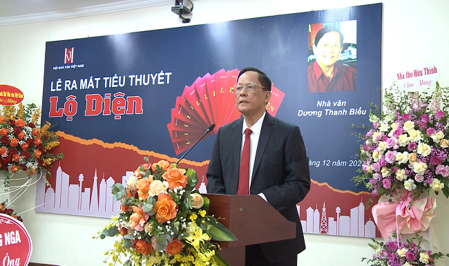 Ra mắt tiểu thuyết Lộ diện của Nhà văn, Tiến sĩ Dương Thanh Biểu