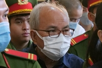 Xét xử vụ án cựu Giám đốc Sở Y tế Tây Ninh nhận 1 tỉ đồng của nhà thầu