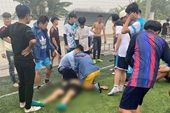 Một nam học sinh lớp 10 đột tử ngay tại sân bóng