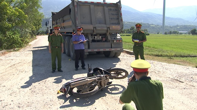 Một phút lơ là, một đời ân hận