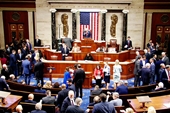 Hạ viện Mỹ thông qua nghị quyết ngăn chặn nguy cơ chính phủ đóng cửa