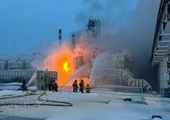 Kho cảng xuất khẩu nhiên liệu hàng đầu của Nga ở Biển Baltic bùng cháy, nghi do UAV tấn công