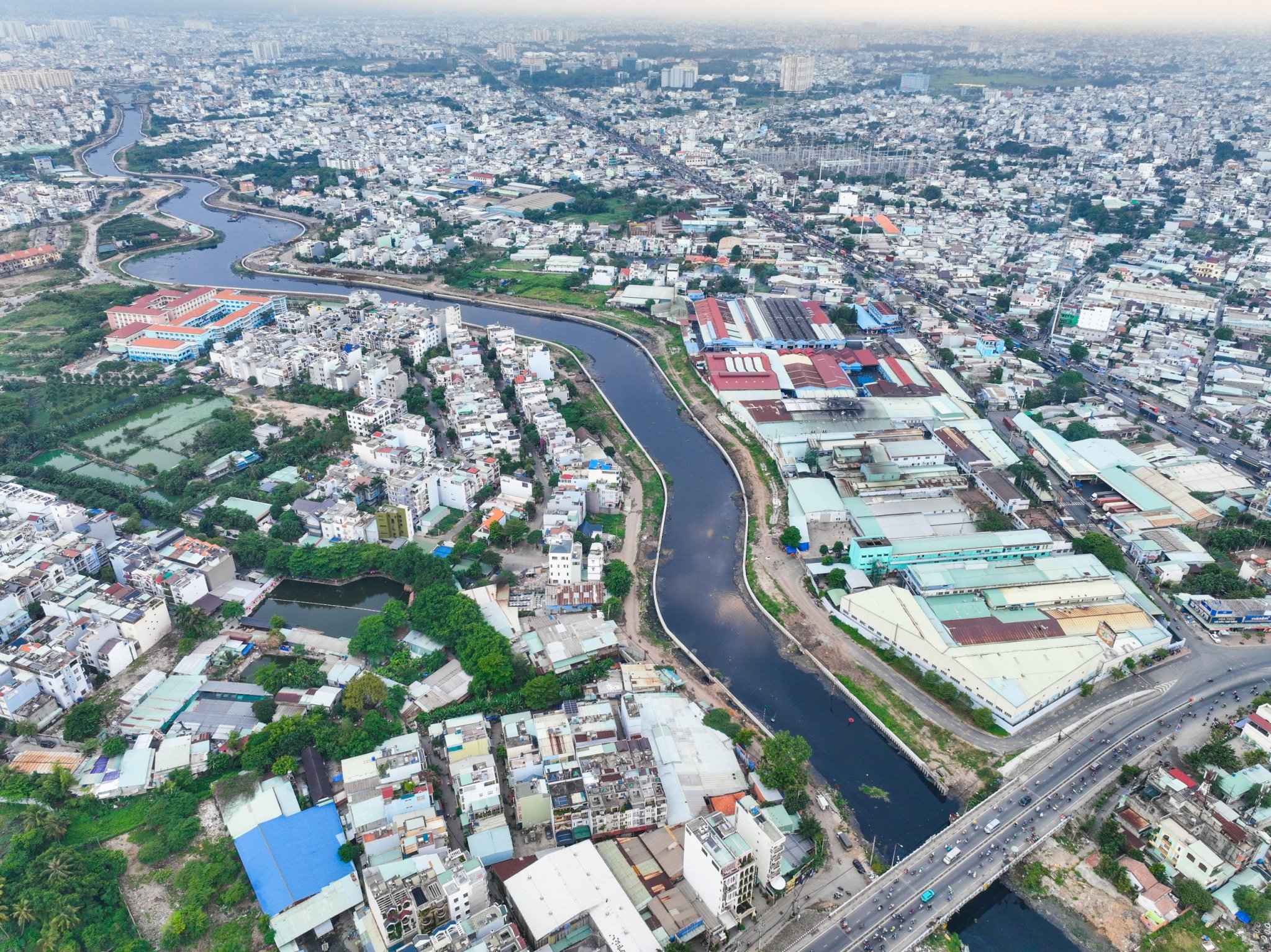 Chủ tịch UBND TP HCM Phan Văn Mãi đốc thúc các công trình trọng điểm đầu năm