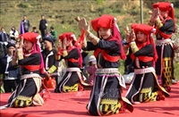 Sôi động lễ hội Pút tồng và Quả Tăng ở Lào Cai