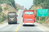 CSGT mặc thường phục ghi hình xử phạt tài xế vượt ẩu trên cao tốc Cam Lộ - La Sơn