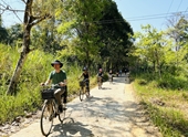 Nhiều du khách trốn nắng , đi khám phá rừng Nam Cát Tiên