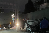Tai nạn liên hoàn giữa 2 xe ô tô và 1 xe máy lúc chập tối