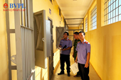 VKSND huyện Bù Đăng trực tiếp kiểm sát Nhà tạm giữ Công an cùng cấp