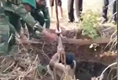 Người phụ nữ được cứu, sau hai ngày rơi xuống giếng sâu ở Đắk Lắk