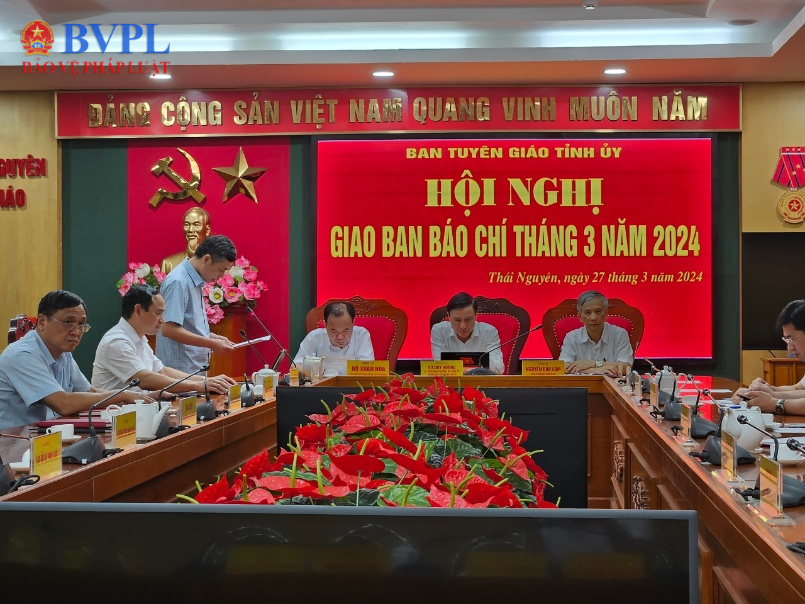 Thái Nguyên giao ban công tác báo chí tháng 3