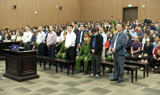 Chủ tịch Tân Hoàng Minh bị tuyên phạt 8 năm tù, phải bồi thường hơn 8 600 tỉ đồng