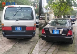 Xôn xao 2 xe ô tô biển xanh trùng biển số ở Hà Tĩnh