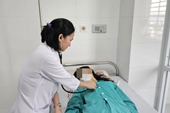 Lại ngộ độc liên quan đến cơm gà ở Nha Trang, nhiều học sinh nhập viện