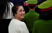 Nguyễn Phương Hằng được giảm 3 tháng tù, xuống còn 2 năm 9 tháng tù
