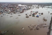 Vỡ đê trên sông Ural ở Nga, thành phố Orsk chìm trong nước