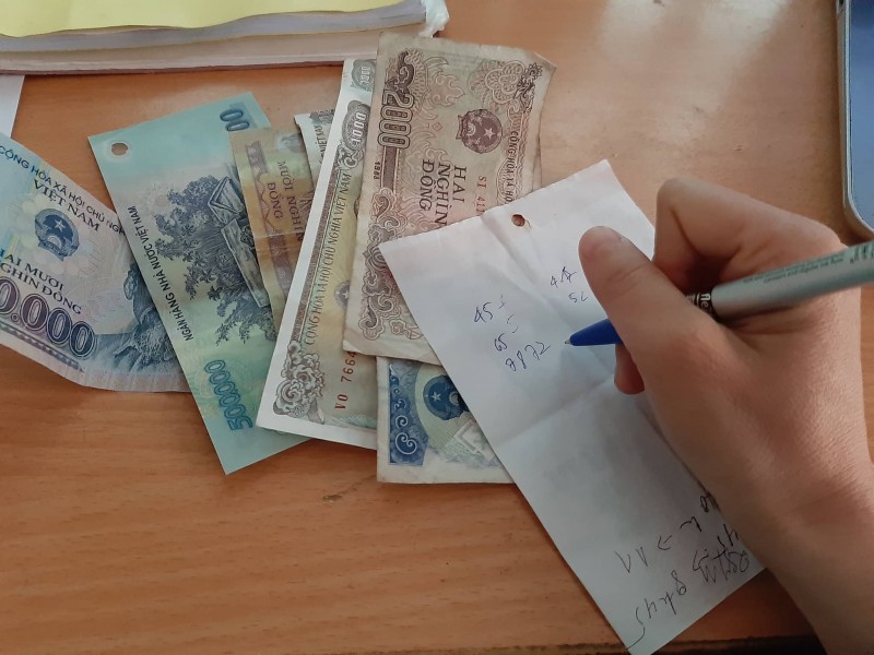 Phê chuẩn khởi tố 2 bị can đánh bạc dưới hình thức mua mua bán số lô, số đề