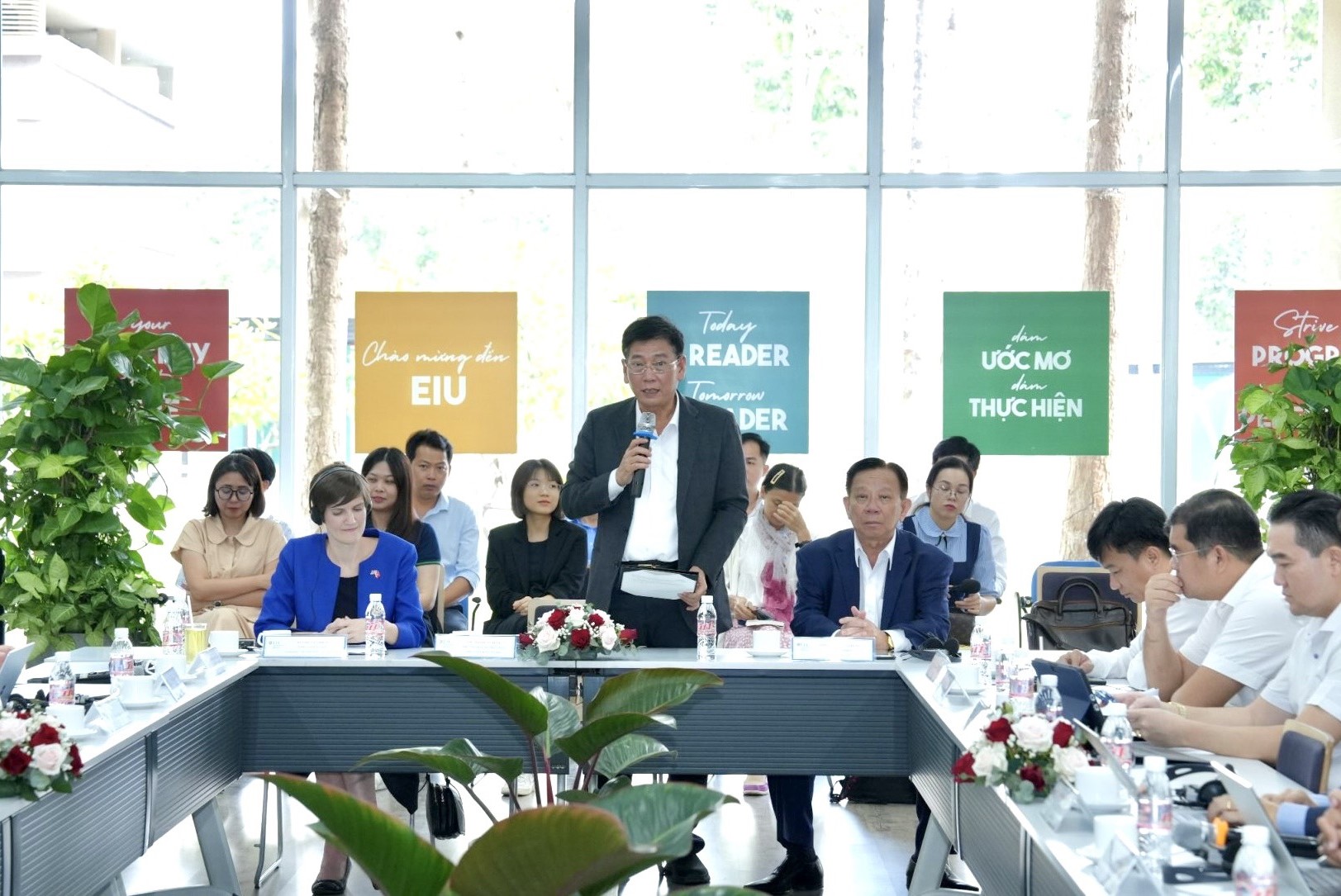 Bình Dương tăng cường hợp tác chuyển dịch năng lượng xanh hướng đến phát triển bền vững