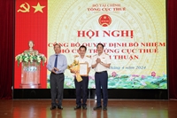 Trao Quyết định bổ nhiệm Phó Cục trưởng Cục Thuế tỉnh Bình Thuận