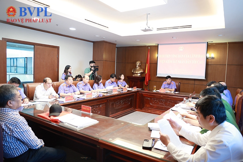 Lãnh đạo VKSND tối cao tiếp công dân