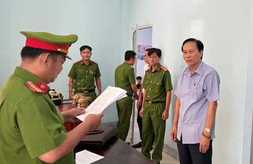 Vì sao Phó Chủ tịch UBND thành phố Long Xuyên bị khởi tố, bắt tạm giam
