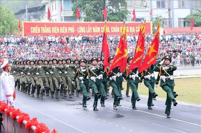 Lễ mít tinh, diễu binh, diễu hành Kỷ niệm 70 năm Chiến thắng Điện Biên Phủ: Viết tiếp những bản hùng ca