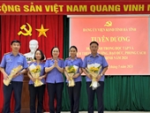 Đảng bộ VKSND tỉnh Hà Tĩnh tuyên dương các điển hình học và làm theo lời Bác