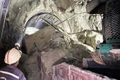 Hầm đường sắt Chí Thạnh bất ngờ sạt lở khi đang thi công cải tạo