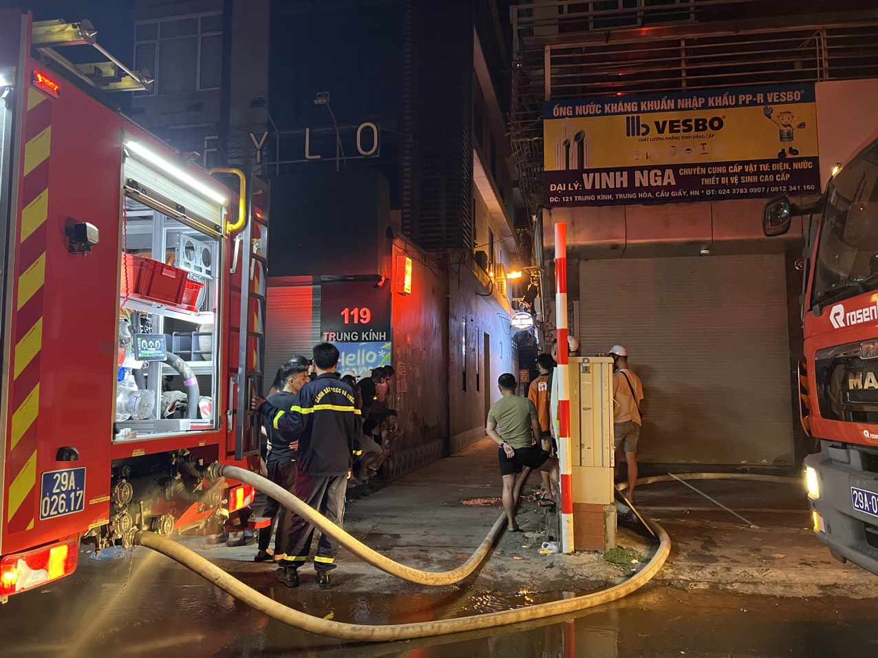 Cháy nhà trọ trong đêm, 14 người tử vong