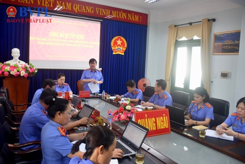 VKSND tối cao kiểm tra công tác tuyển dụng công chức tại VKSND tỉnh Quảng Ngãi