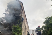 9 người dân may mắn thoát nạn trong đám cháy nhà trọ ở Hà Đông