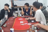 Bắt nhóm đối tượng tổ chức đánh bạc dưới hình thức chơi bài Poker