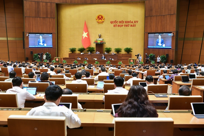 Quốc hội chất vấn Bộ trưởng Bộ TN MT Giải pháp nào để hồi sinh các dòng sông “chết”