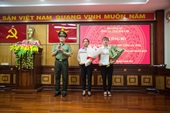 Vợ của hai Liệt sỹ trong vụ việc ở Đắk Lắk được tuyển dụng vào Công an nhân dân