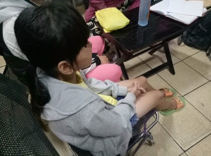 Truy tìm kẻ giở trò đồi bại với bé gái 10 tuổi, cướp tài sản