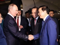 Tổng thống LB Nga Vladimir Putin đến Hà Nội, bắt đầu thăm cấp Nhà nước tới Việt Nam