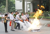 Tuyên truyền kỹ năng phòng cháy chữa cháy cho học sinh, sinh viên và trẻ em trong dịp hè