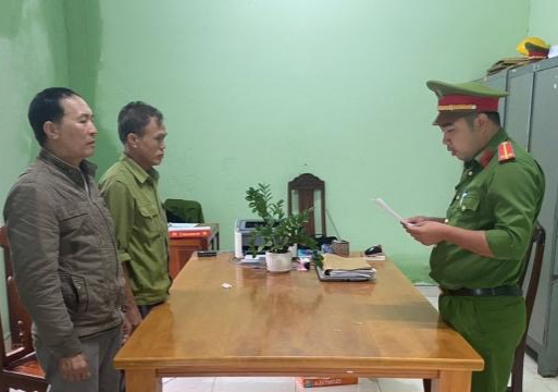 Khởi tố nhân viên Ban Quản lý chợ Đạ R sal về tội Lừa đảo chiếm đoạt tài sản