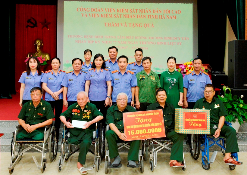 77 năm lưu dấu anh hùng