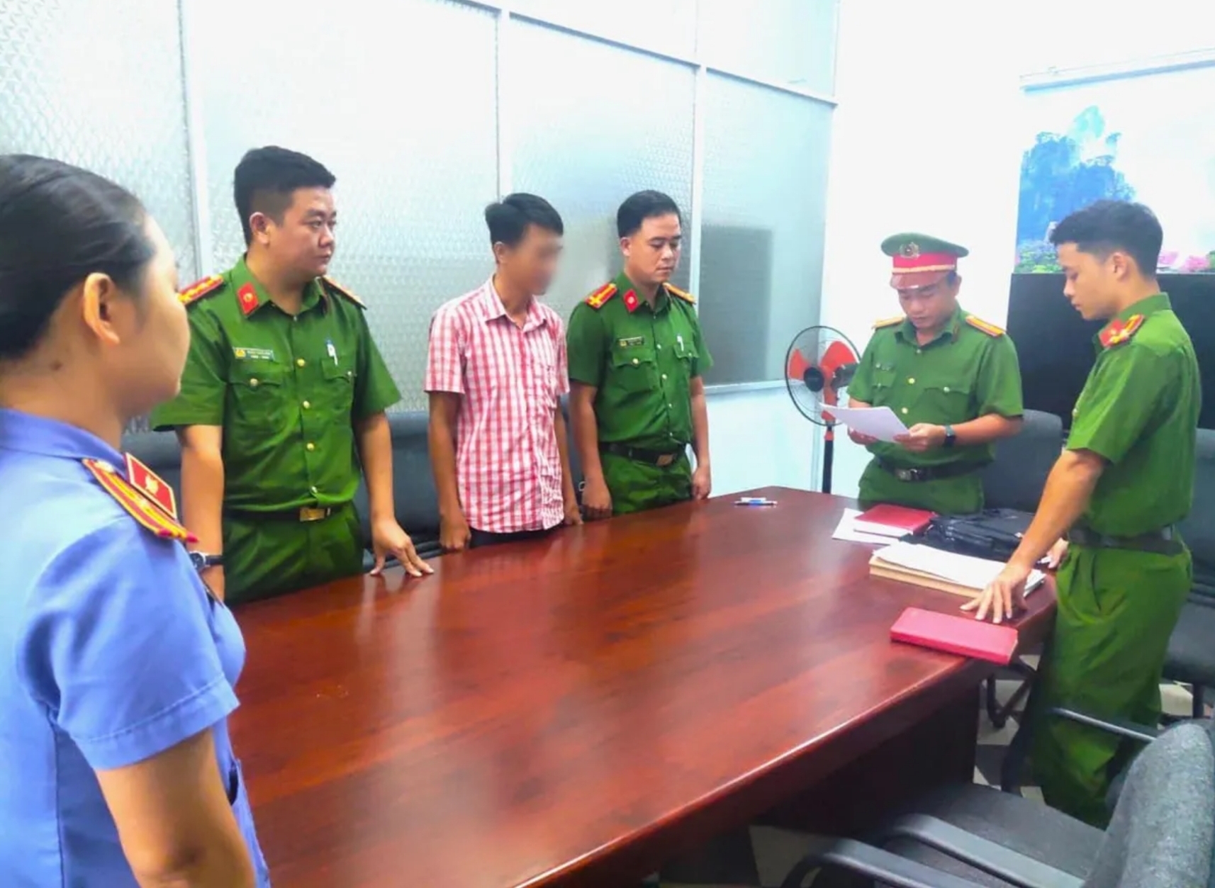 Khởi tố, bắt giam nguyên Đăng kiểm viên Chi cục Thủy sản tỉnh Bà Rịa – Vũng Tàu