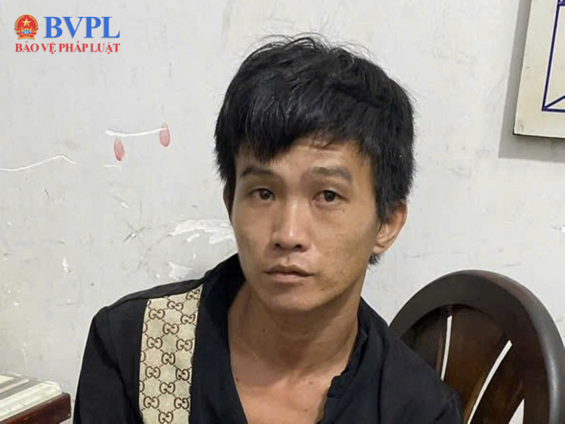 Bắt kẻ trốn truy nã nguy hiểm manh động