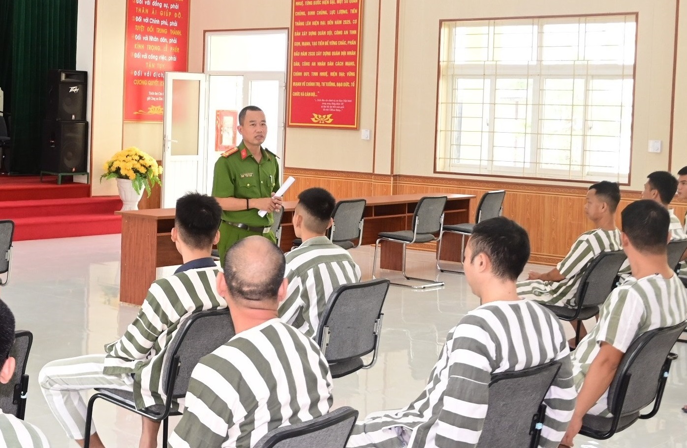 Giảm thời hạn chấp hành án và tha tù trước thời hạn cho 47 phạm nhân ở Hải Phòng