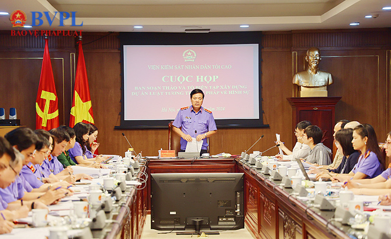 Họp Ban soạn thảo và Tổ biên tập xây dựng dự án Luật Tương trợ tư pháp về hình sự